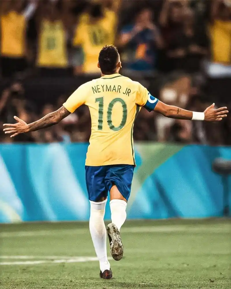 希勒指出的 希勒指出的