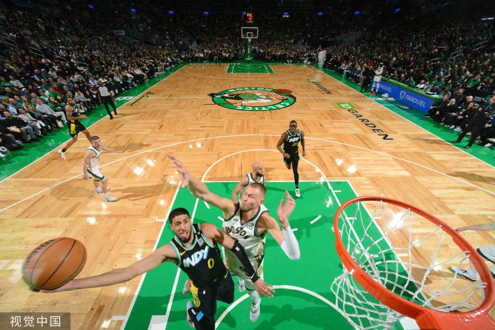 尽管他们在 尽管他们在